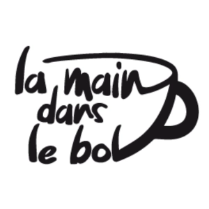 la main dans le bol partenaire