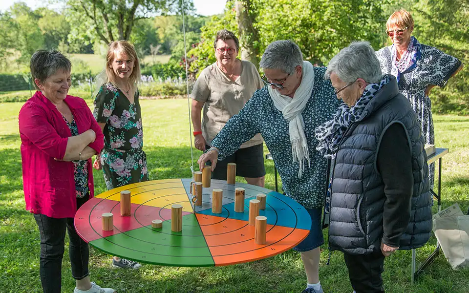 jeux en option pour une cousinade avec activité en extérieur en rhône-alpes
