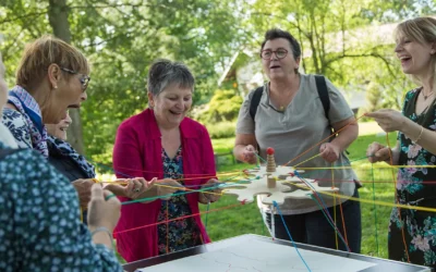 Les meilleurs jeux pour un anniversaire entre adultes (sélection drôle & sans prise de tête)